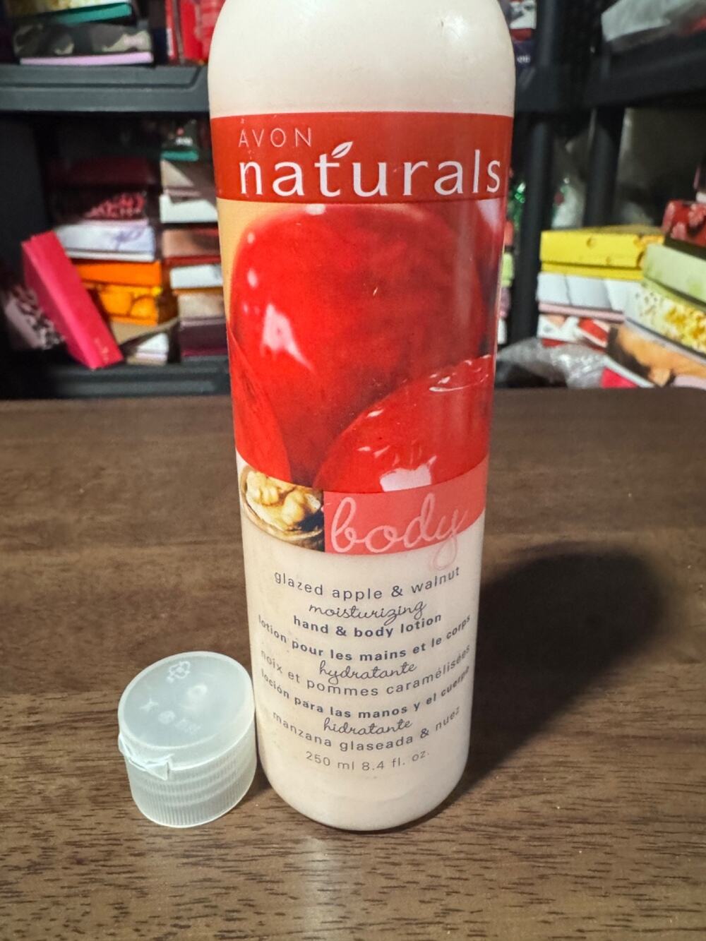 Avon naturals “glazed & walnut” body lotion 8.4 Fl Oz *2010 Nos